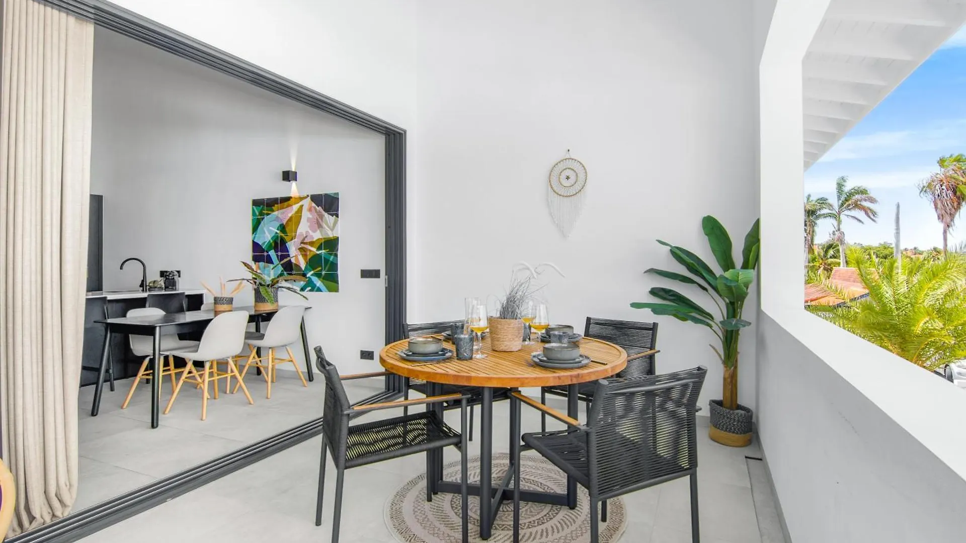 The Sunset - Luxurious Penthouse Near Jan Thiel Beach