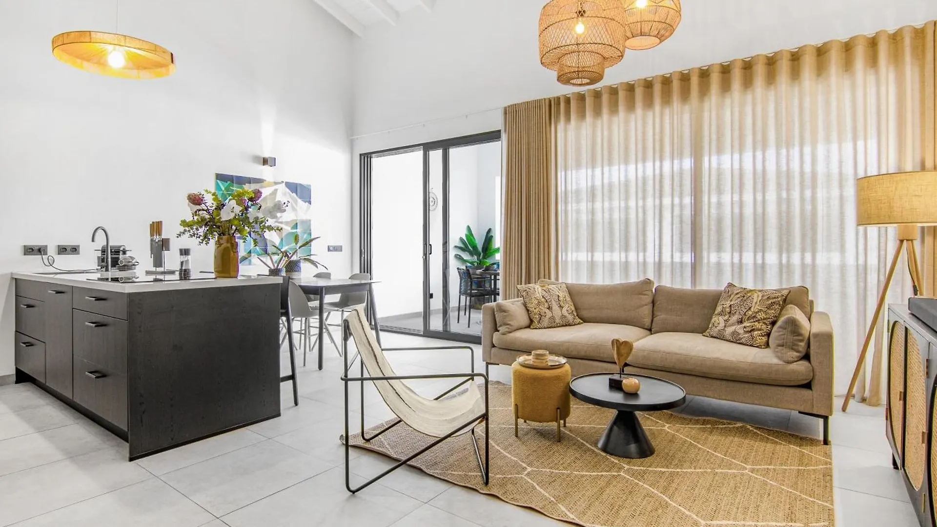 Apartmán The Sunset - Luxurious Penthouse Near Jan Thiel Beach